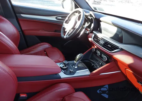 2018 Alfa Romeo Stelvio Ti Sport Awd z USA, uszkodzony, nr VIN ZASFAKNN5J7C18085